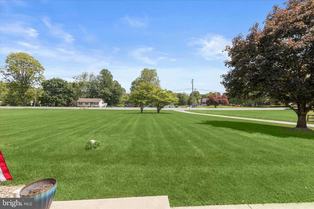 Image 54 of property listing at 2798 KATHY DR, Finksburg, MD 21048
