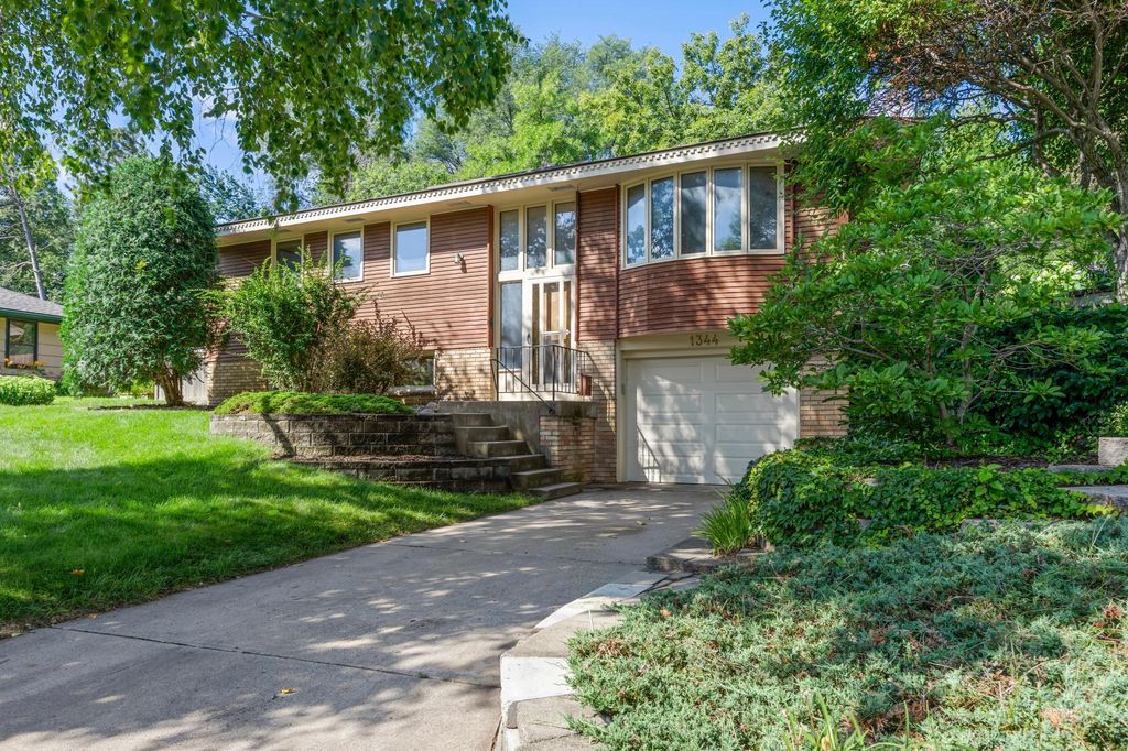 1344 Texas Avenue S, Saint Louis Park, MN 55426