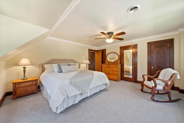 117 Lake COURT, Sheboygan, WI 53081