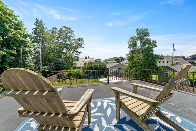 117 Lake COURT, Sheboygan, WI 53081