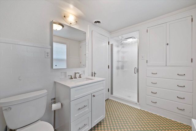 117 Lake COURT, Sheboygan, WI 53081