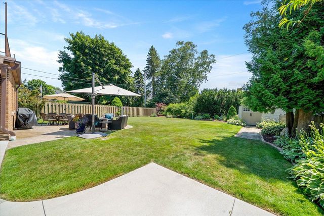117 Lake COURT, Sheboygan, WI 53081