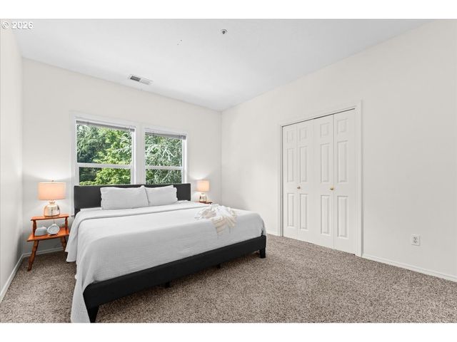 12431 Sw 55TH Pl, Portland, OR 97219