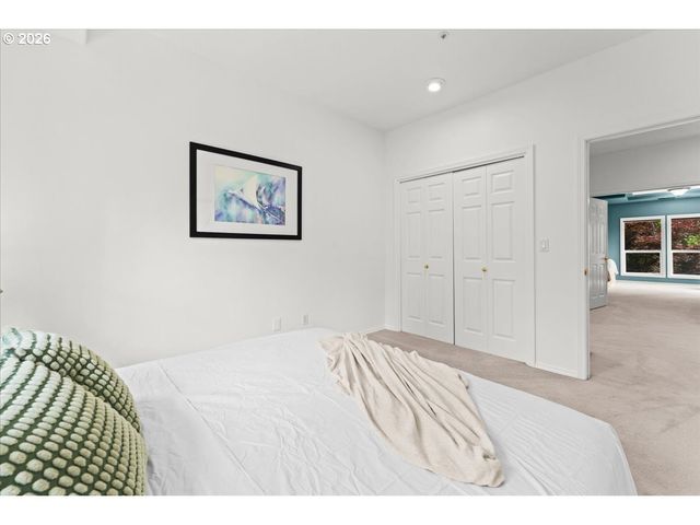 12431 Sw 55TH Pl, Portland, OR 97219