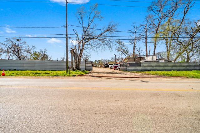 4106 Laura Koppe Rd, Houston, TX 77093