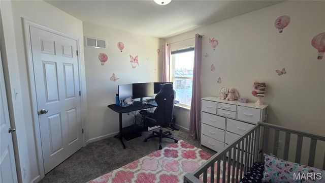 3337 Grasso Fields Court, St Louis, MO 63125