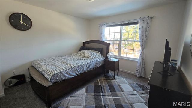 3337 Grasso Fields Court, St Louis, MO 63125