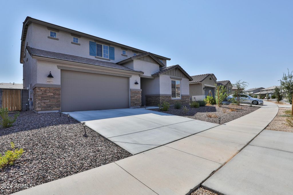 16873 W FETLOCK Trail, Surprise, AZ 85387 — photo 2