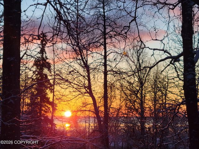 15124 Loc Loman Lane, Anchorage, AK 99516