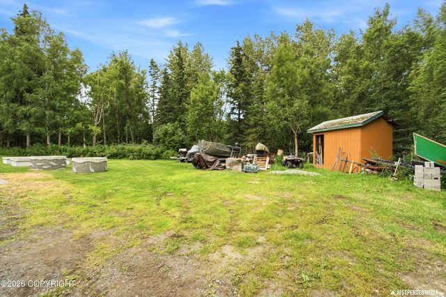 15124 Loc Loman Lane, Anchorage, AK 99516