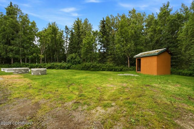 15124 Loc Loman Lane, Anchorage, AK 99516