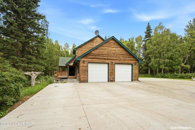 15124 Loc Loman Lane, Anchorage, AK 99516