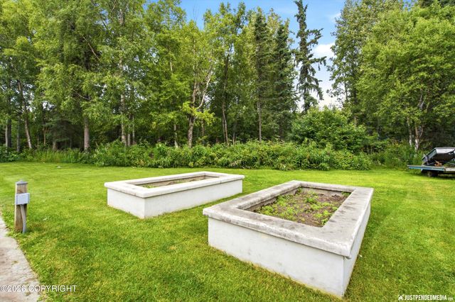 15124 Loc Loman Lane, Anchorage, AK 99516