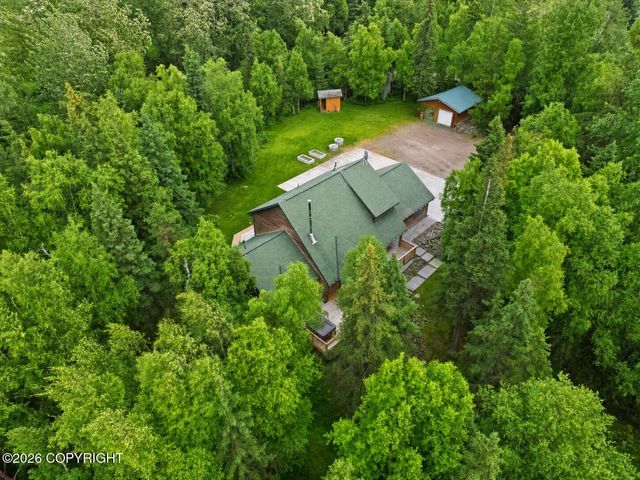 15124 Loc Loman Lane, Anchorage, AK 99516