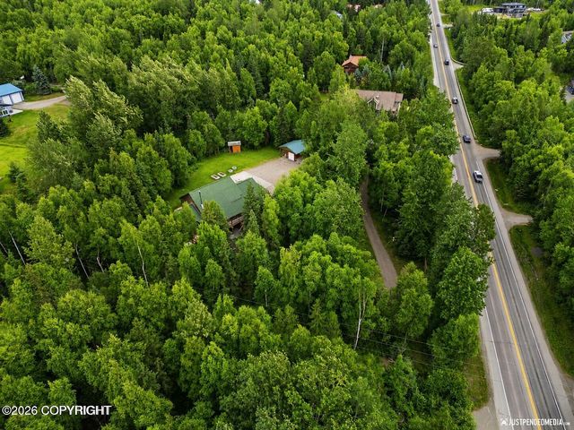 15124 Loc Loman Lane, Anchorage, AK 99516