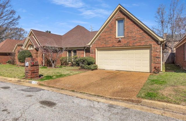 6770 CASTLEGATE LN, Memphis, TN 38141