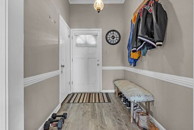 6770 CASTLEGATE LN, Memphis, TN 38141