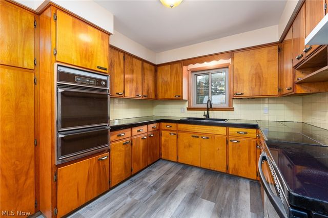 84 Pfeiffer Avenue, Akron, OH 44312