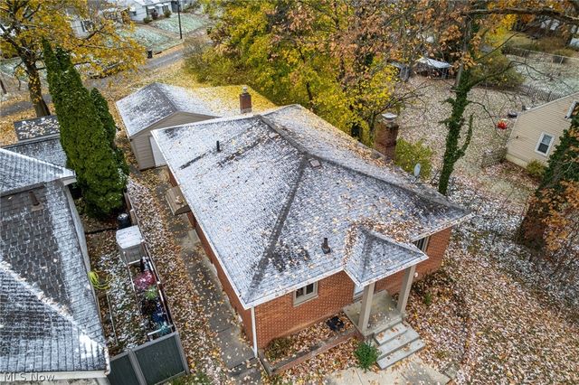 84 Pfeiffer Avenue, Akron, OH 44312