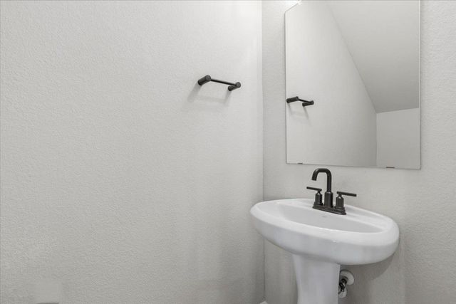 2500 FOREST CREEK DR 1104, Round Rock, TX 78665