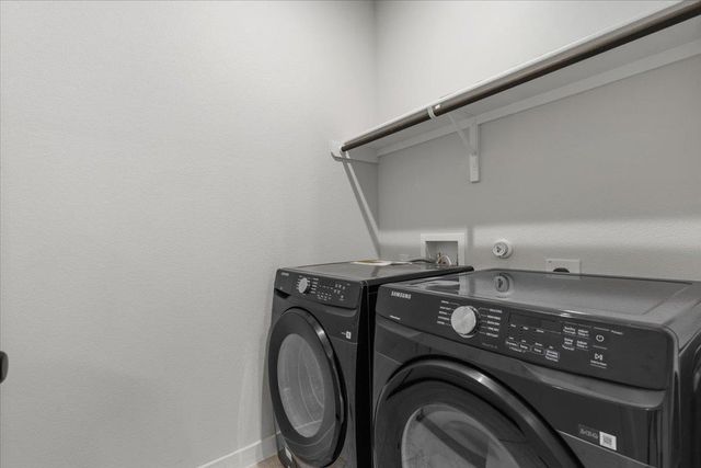 2500 FOREST CREEK DR 1104, Round Rock, TX 78665