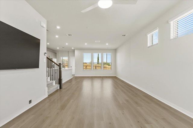 2500 FOREST CREEK DR 1104, Round Rock, TX 78665