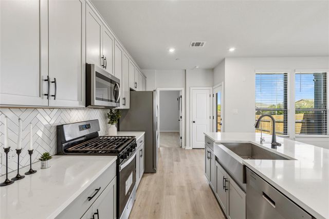 2500 FOREST CREEK DR 1104, Round Rock, TX 78665