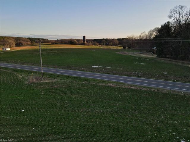 82ac Friendship Road, Statesville, NC 28625