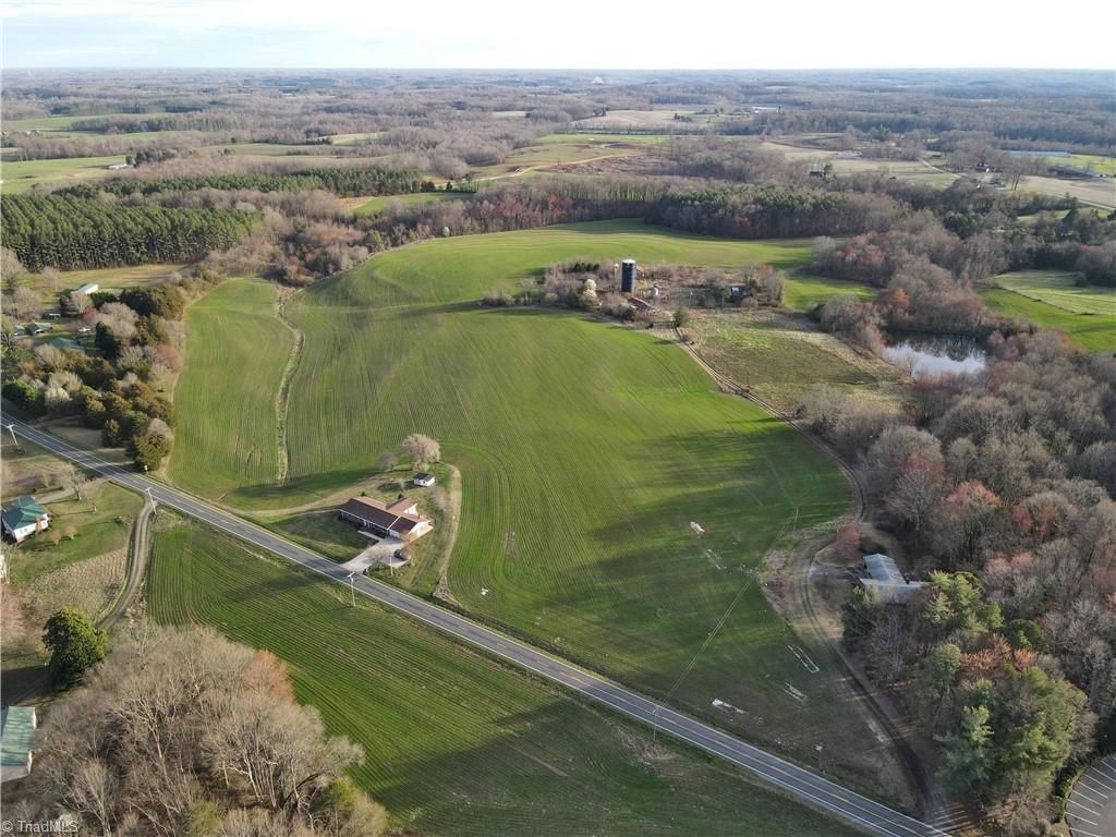 82ac Friendship Road, Statesville, NC 28625