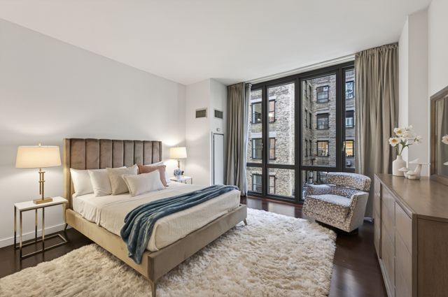4 W 21st St Apt 7B, New York City, NY 10010