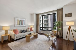 4 W 21st St Apt 7B, New York City, NY 10010