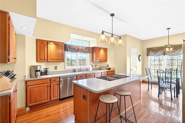 2121 West Grove Drive, Pine Twp, PA 15044