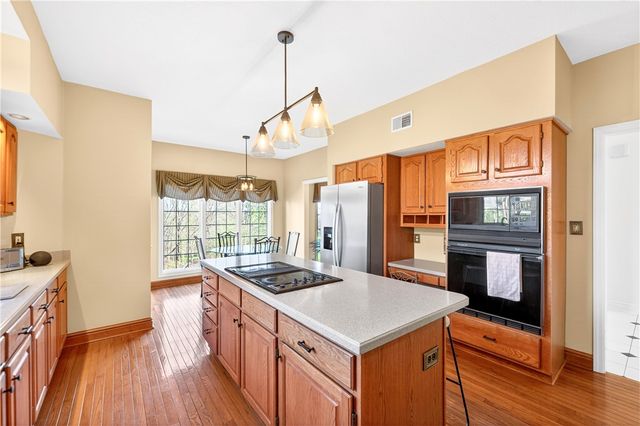2121 West Grove Drive, Pine Twp, PA 15044