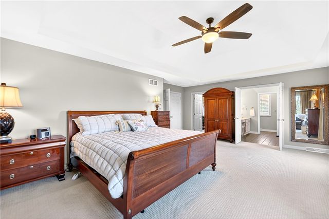 2121 West Grove Drive, Pine Twp, PA 15044