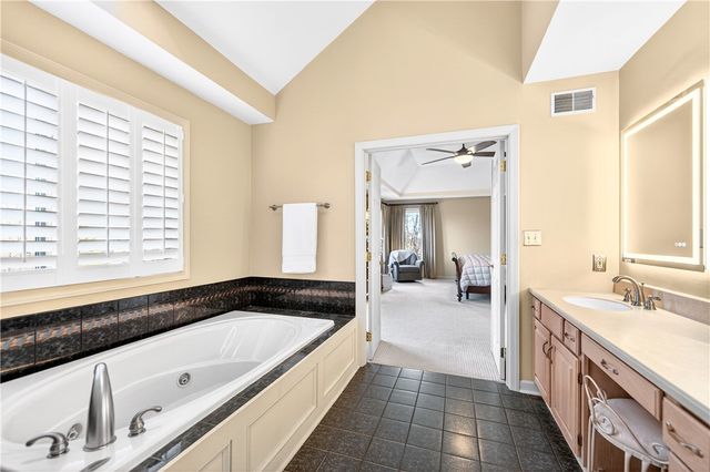 2121 West Grove Drive, Pine Twp, PA 15044