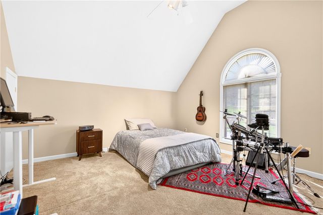 2121 West Grove Drive, Pine Twp, PA 15044