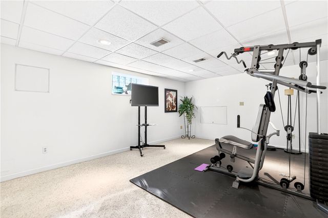 2121 West Grove Drive, Pine Twp, PA 15044