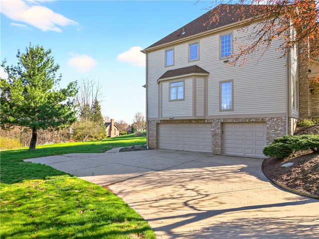 2121 West Grove Drive, Pine Twp, PA 15044