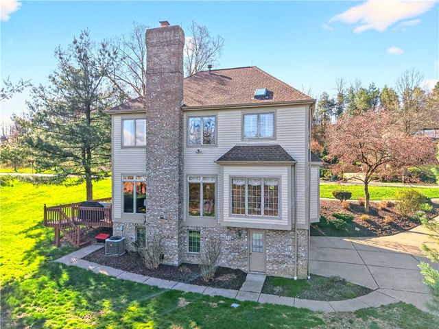 2121 West Grove Drive, Pine Twp, PA 15044