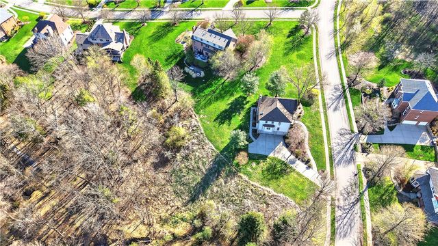 2121 West Grove Drive, Pine Twp, PA 15044