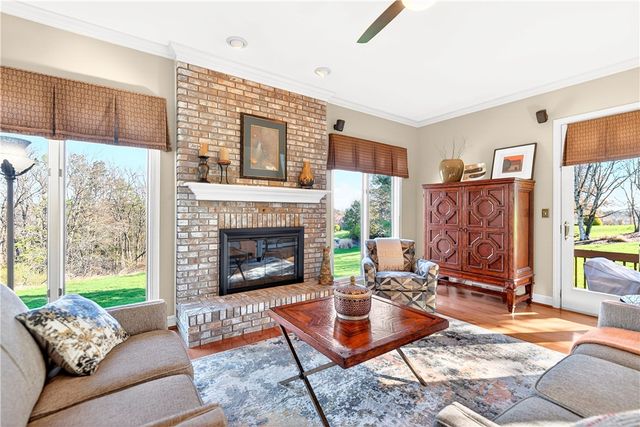2121 West Grove Drive, Pine Twp, PA 15044