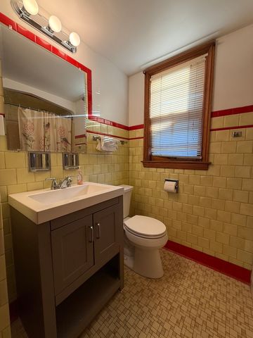 3916 W 59th Place, Chicago, IL 60629