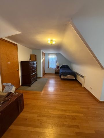3916 W 59th Place, Chicago, IL 60629
