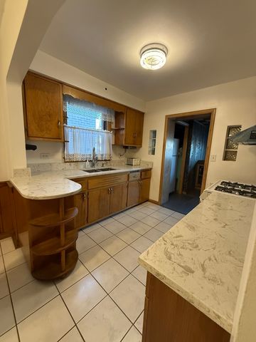3916 W 59th Place, Chicago, IL 60629