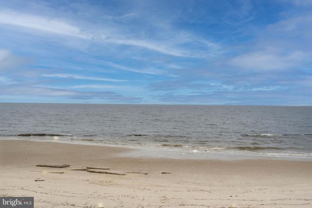 95 DELAWARE AVE, Fortescue, NJ 08321
