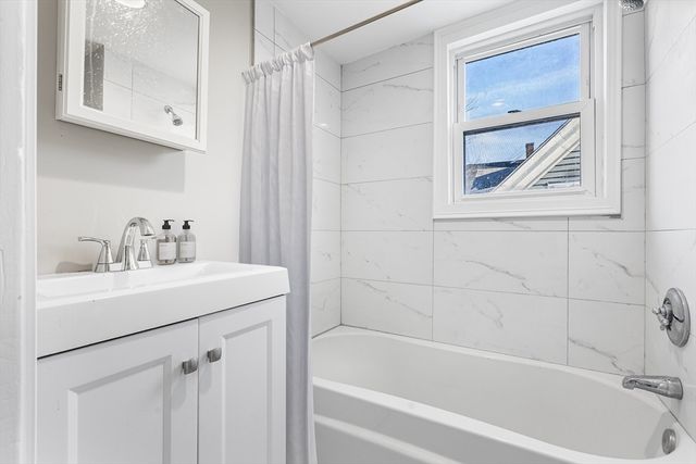 26 Pequit St, Canton, MA 02021