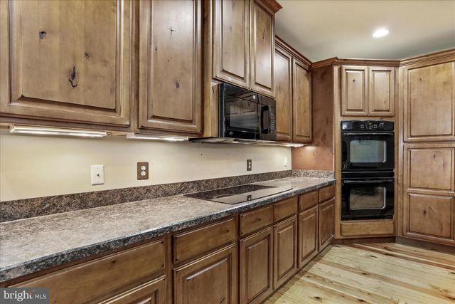 9763 BLUE SPRING ROAD, Mercersburg, PA 17236