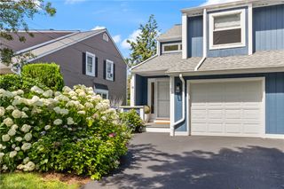 33 Arbor Drive 27, Providence, RI 02908