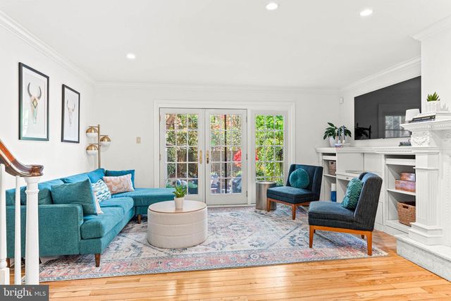 642 PINE ST, Philadelphia, PA 19106