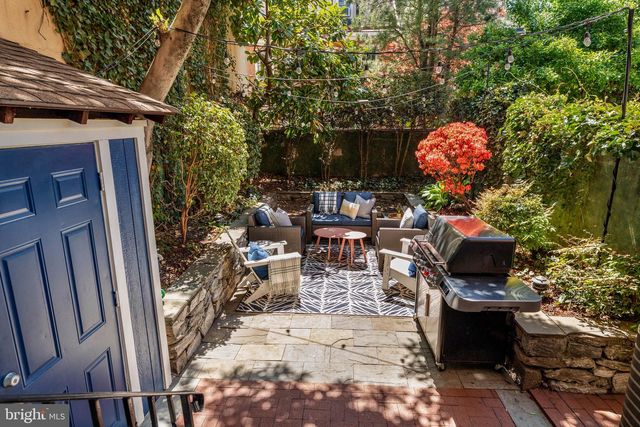642 PINE ST, Philadelphia, PA 19106